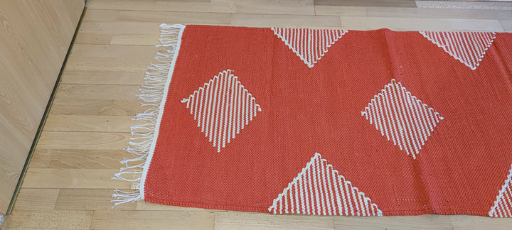 Woven Rug - Triangles Frame